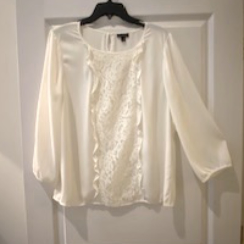 Talbots long sleeve blouse cream/white front lace detail